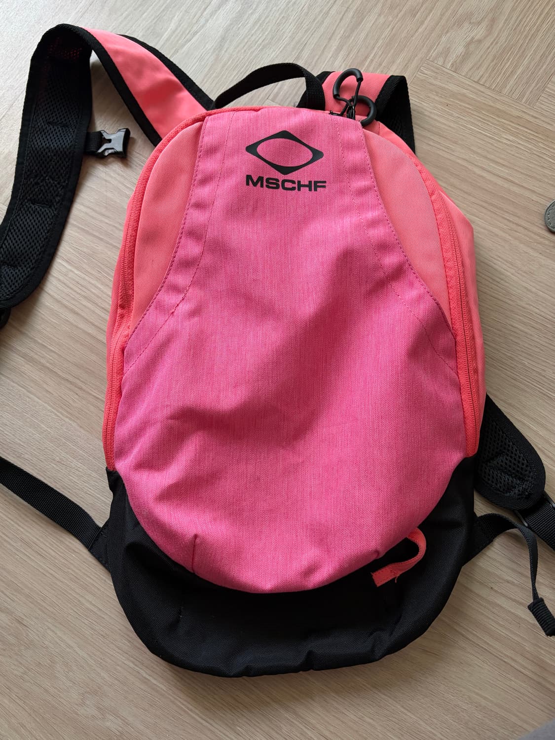 미스치프 롬버스 백팩 핑크 상품이미지1