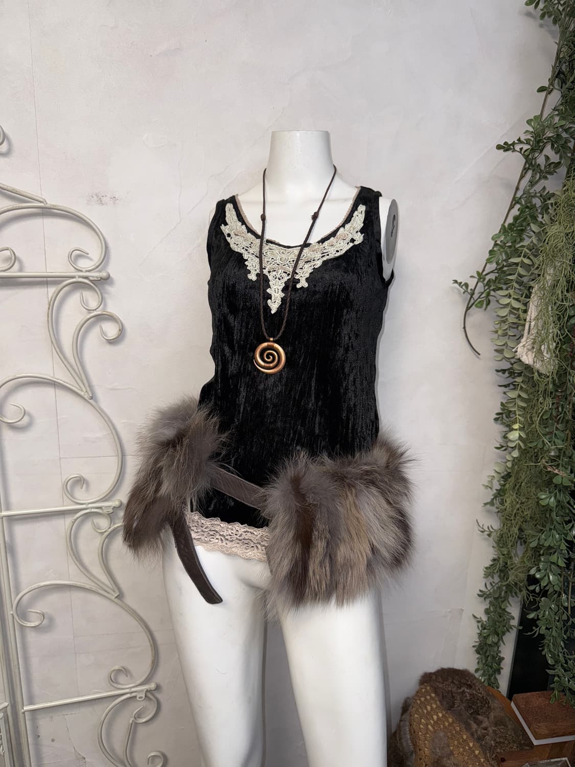 Black velvet lace sleeveless  상품이미지4