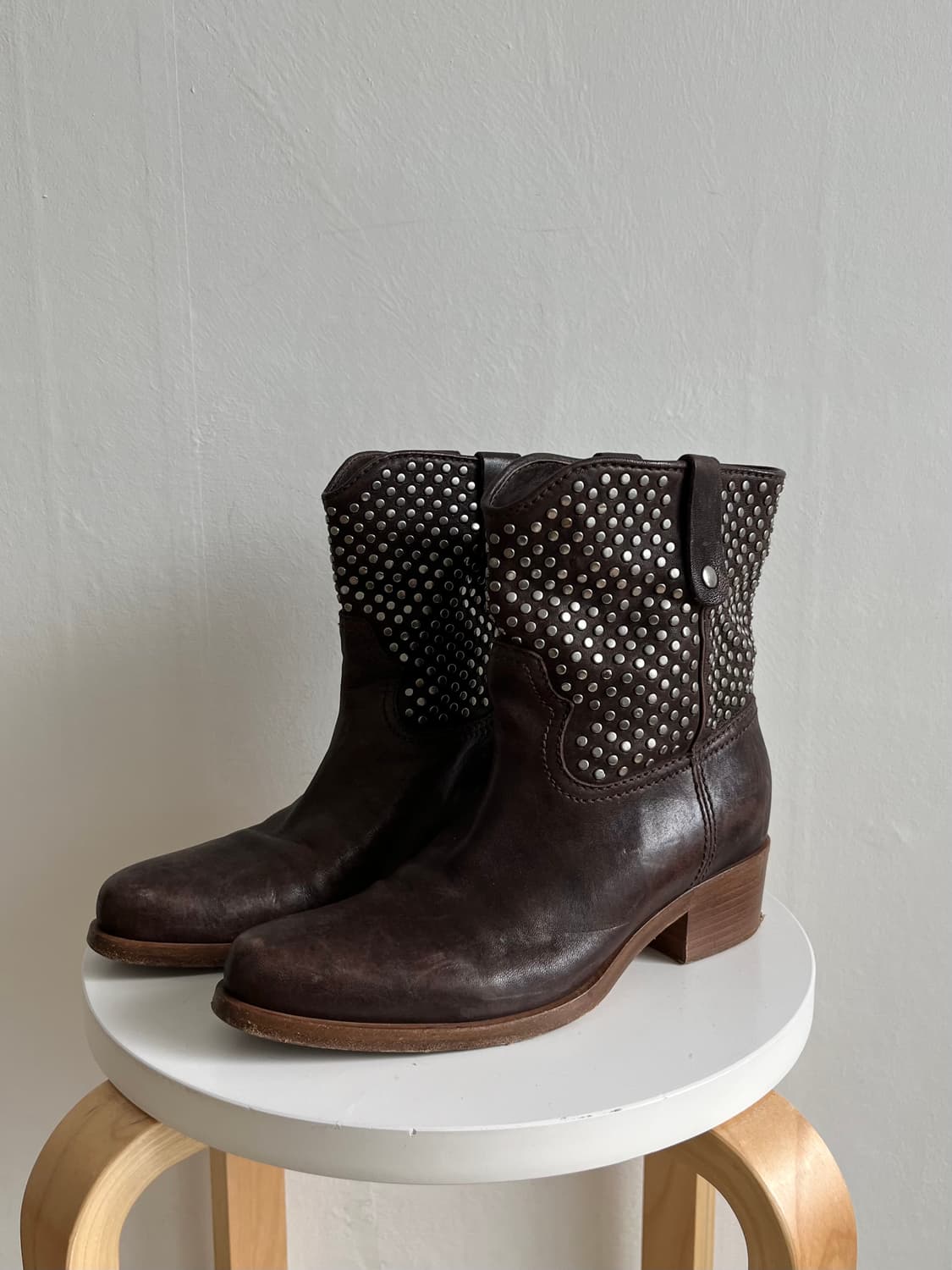 miu miu 웨스턴 앵클부츠 상품이미지1