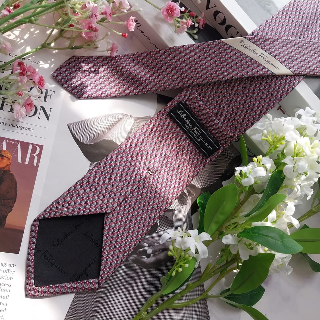 페라가모 실크 와인 하우스 패턴 넥타이 7.9cm A등급 K2319 상품이미지3