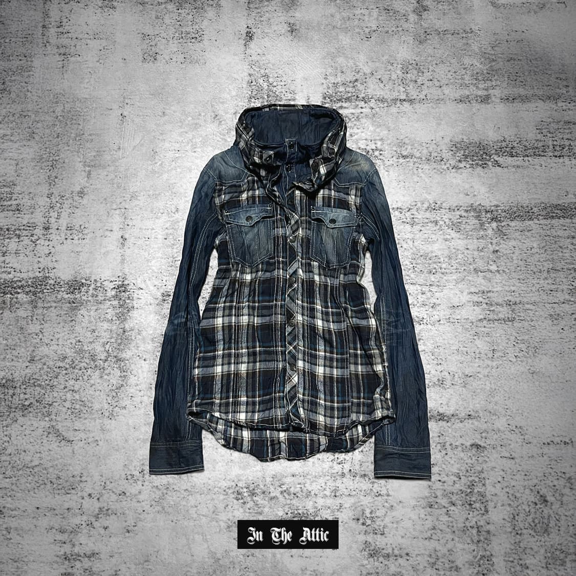 (in the attic) 00s wrinkled denim shirt  상품이미지1