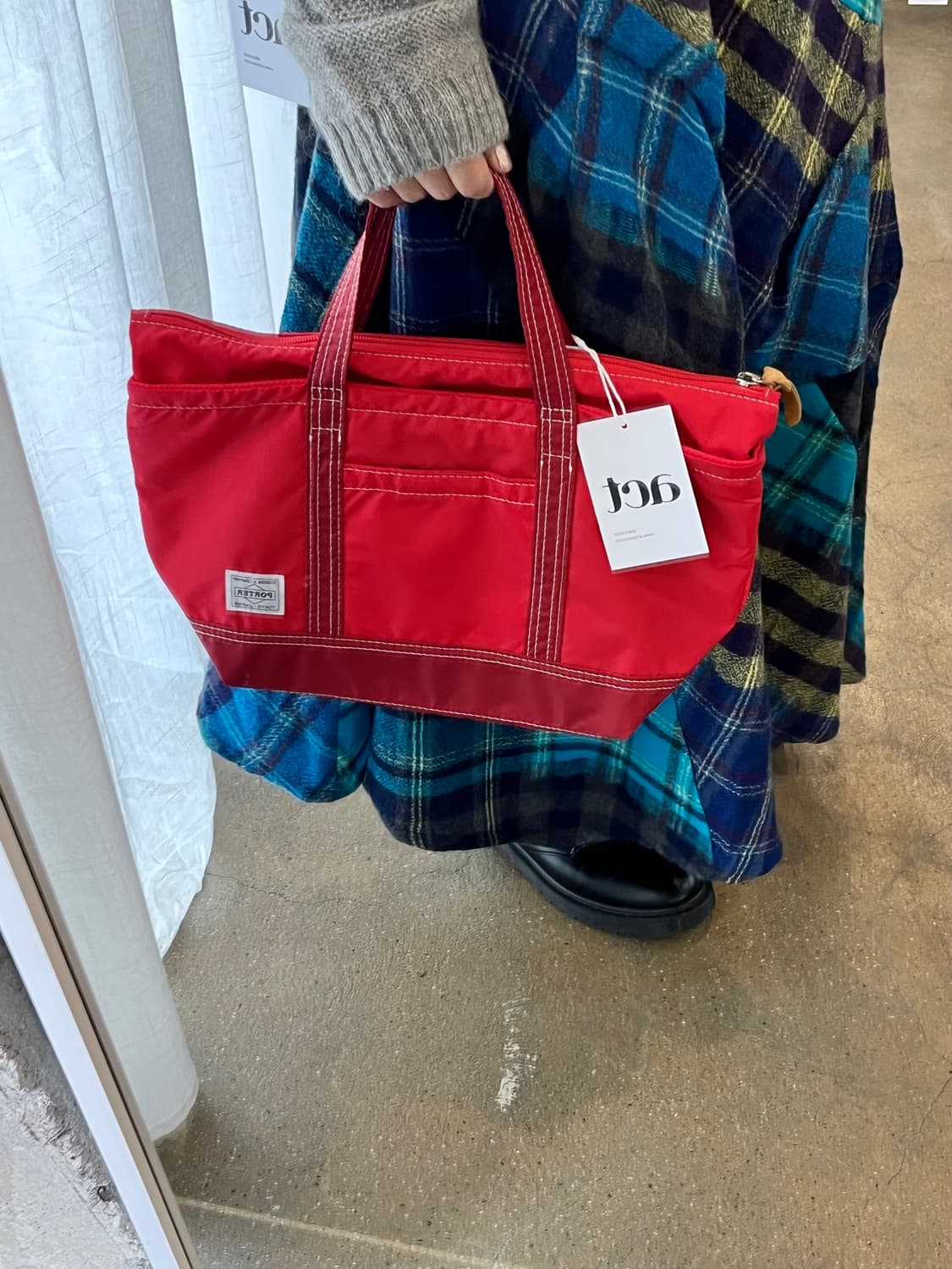 포터 화이트 스티치 토트백 레드 상품이미지2