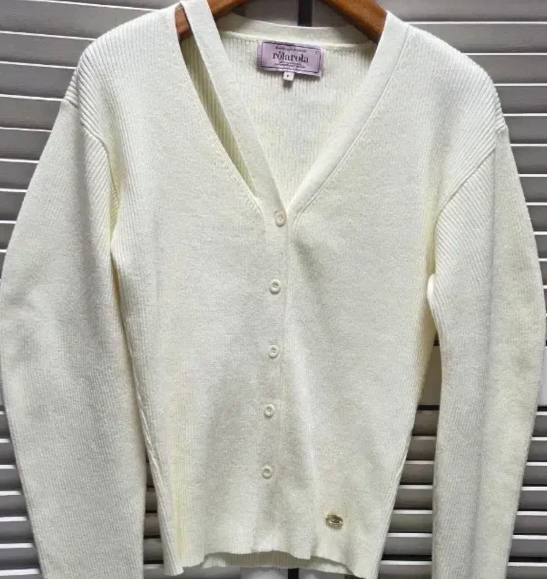 로라로라 컷아웃 볼륨 슬리브 가디건 상품이미지3