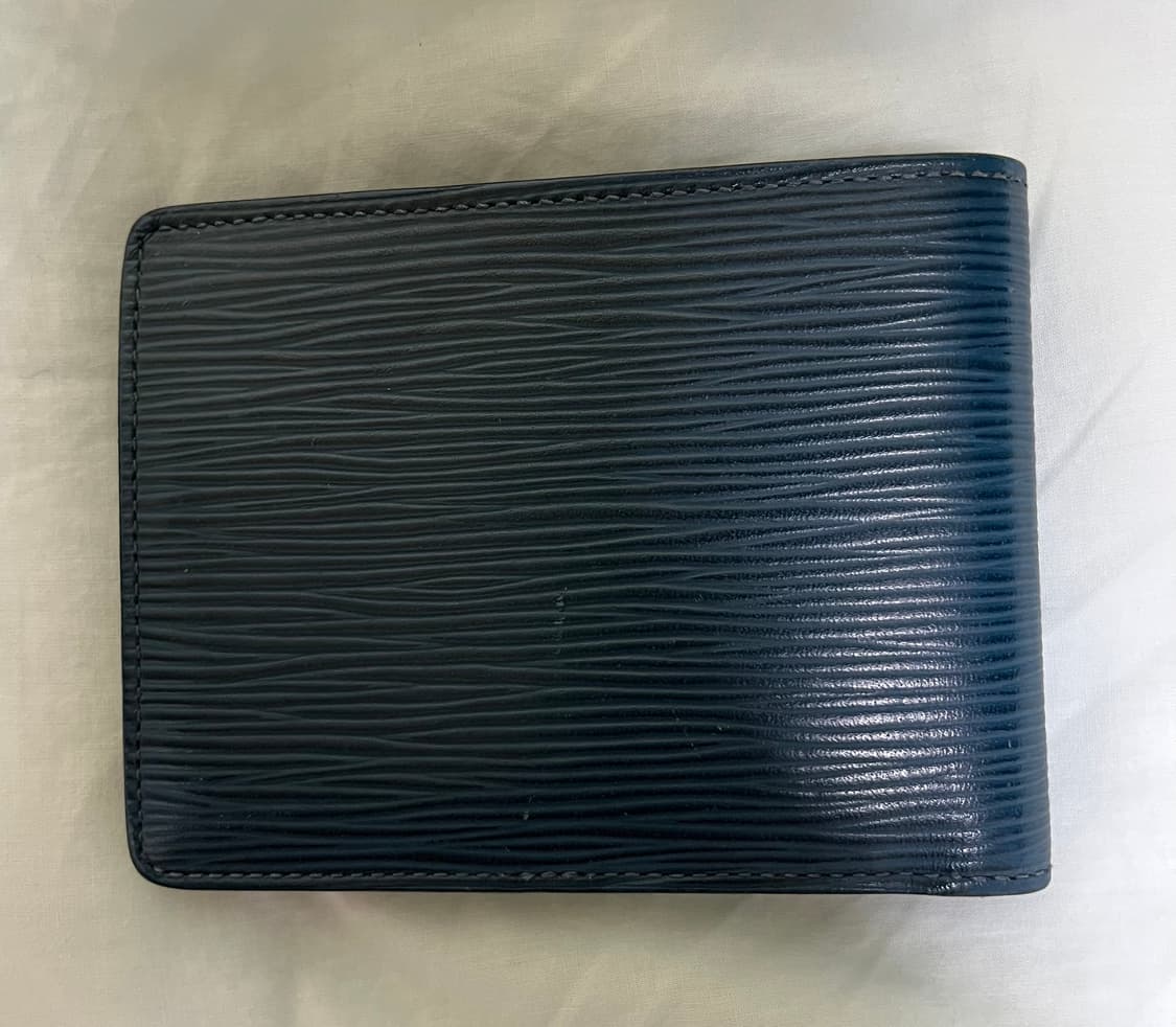 루이비통 에삐 반지갑 상품이미지2