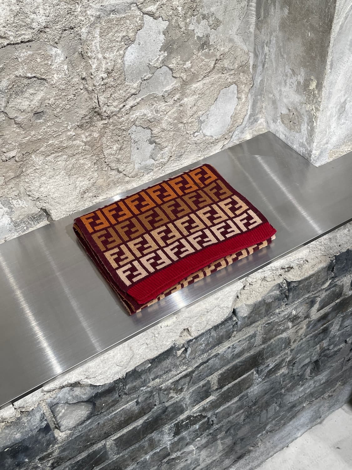 펜디 주카 패턴 울 머플러 상품이미지1