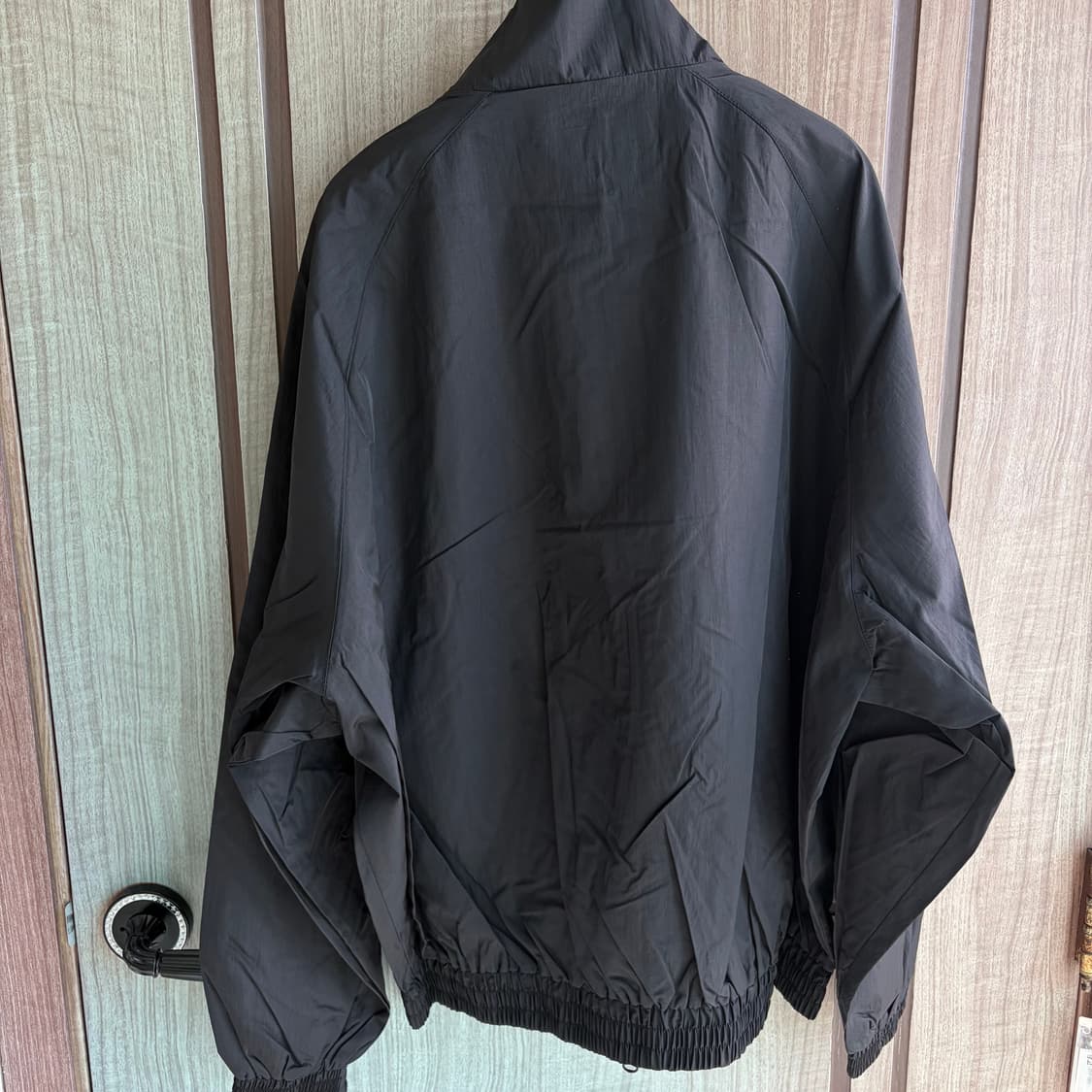 새상품(L)유니폼브릿지 트레이닝 윈드 자켓 블랙 상품이미지3