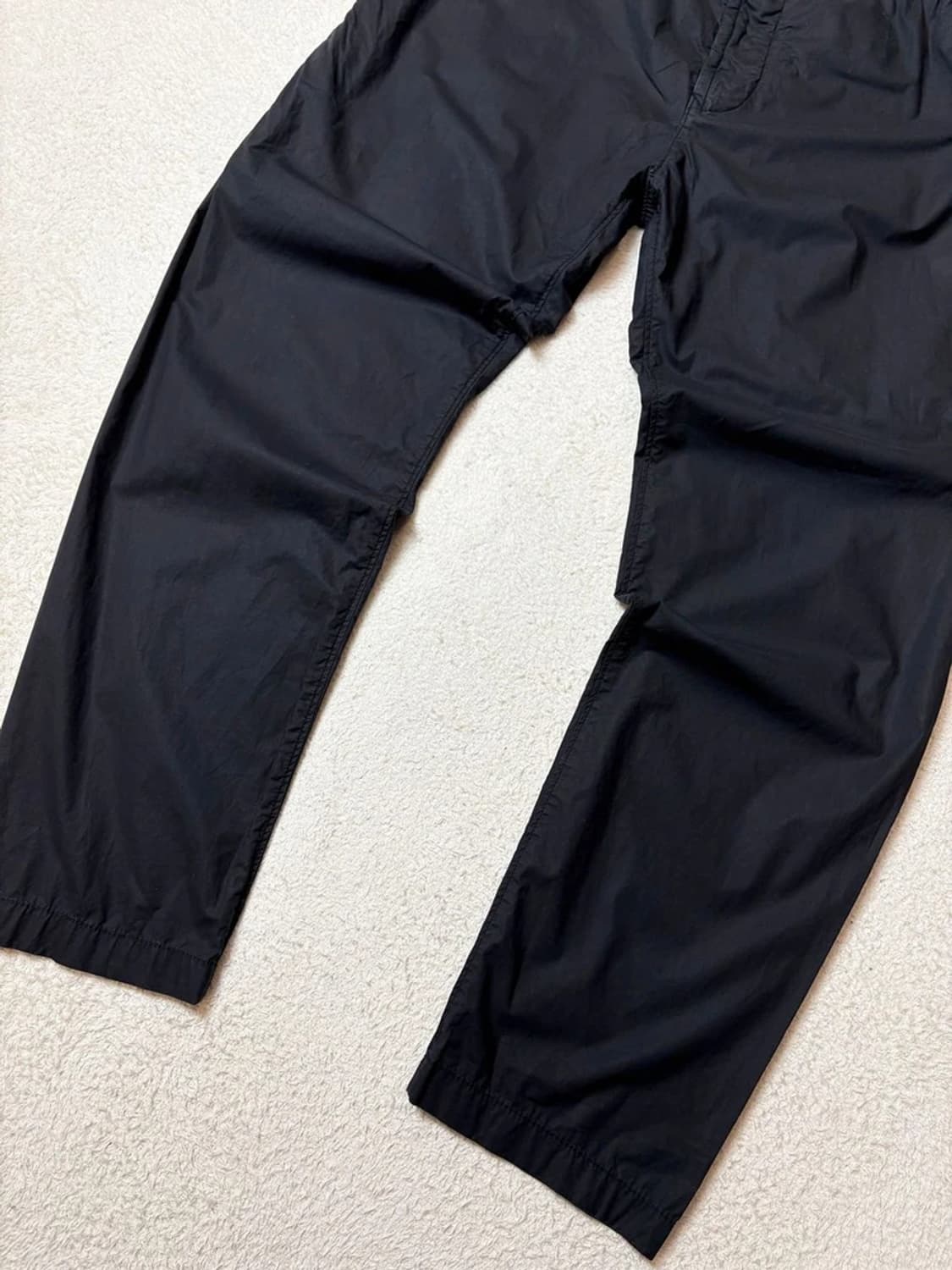 스톤아일랜드 스트레이트 시그니처 패치드 팬츠 PN6616 상품이미지4