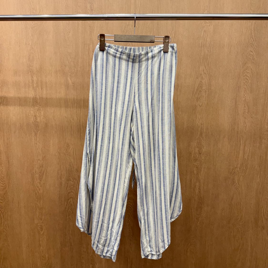 파타고니아 스트라이프 랩 팬츠 사이드 패널 디테일 밴딩 허리 와이드핏 상품이미지2