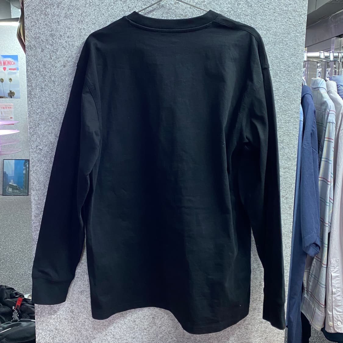 칼하트 스몰로고 블랙 롱슬리브 B4204 상품이미지4