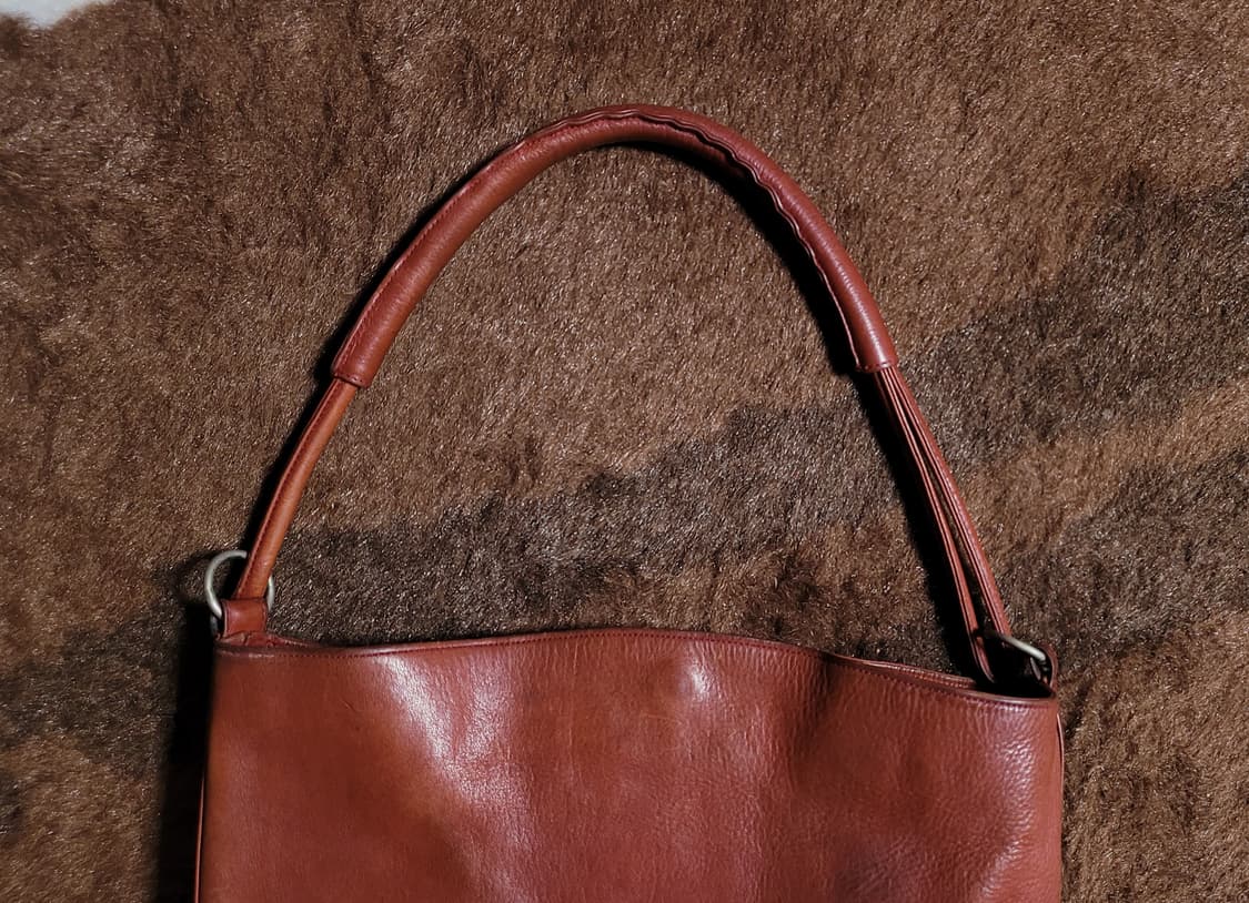 남녀공용 가죽 토트백(36*35) 상품이미지4