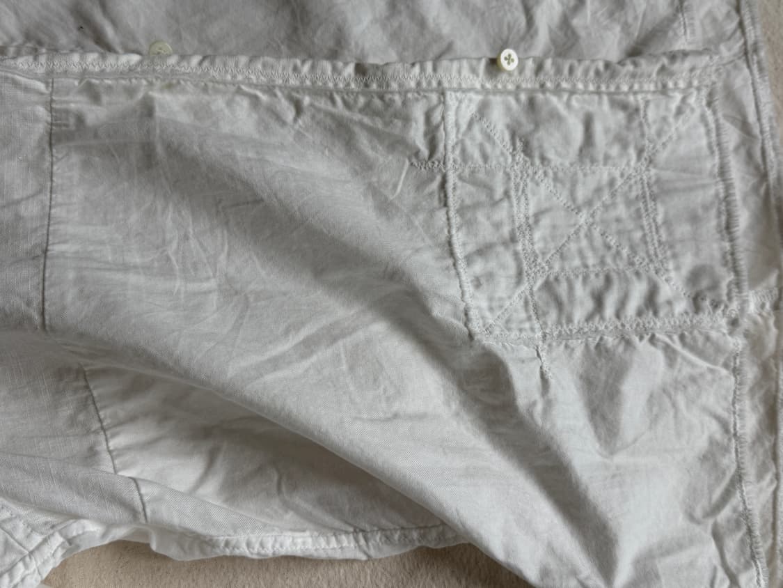 캐피탈 화이트 셔츠 판매합니다. 상품이미지5