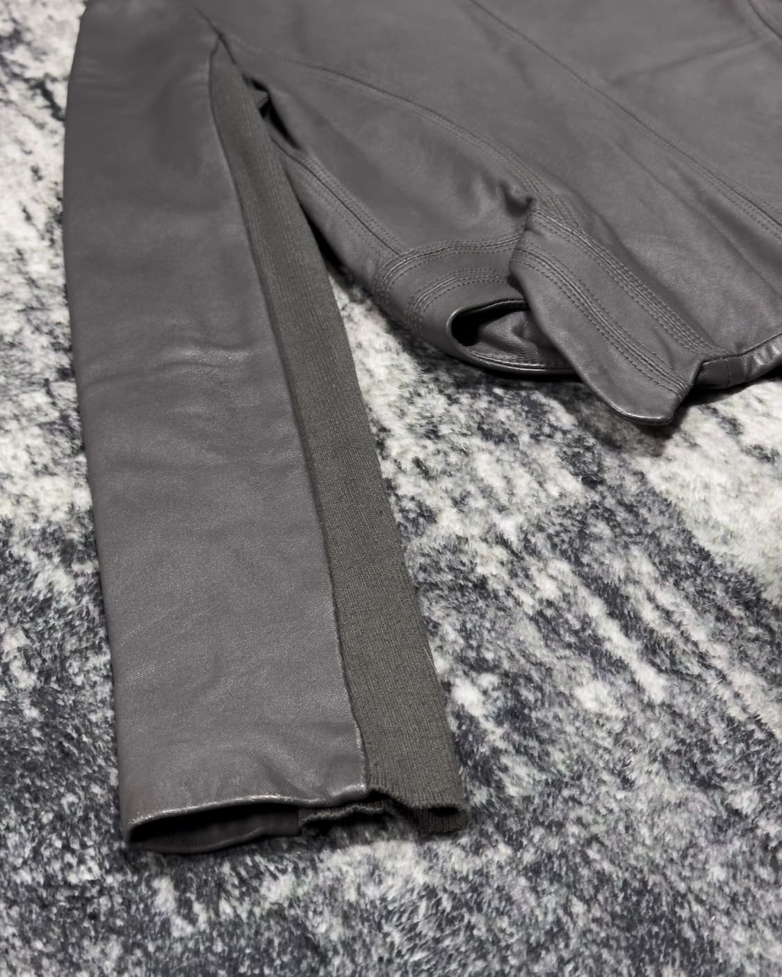 {Codes Combine} Sheepskin Hook Jacket 상품이미지8