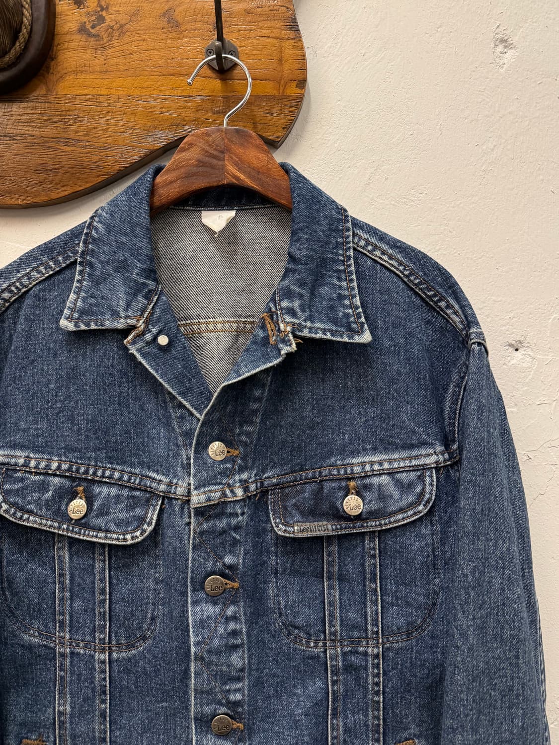 XL) Lee Riveted Denim Trucker Jacket 상품이미지1