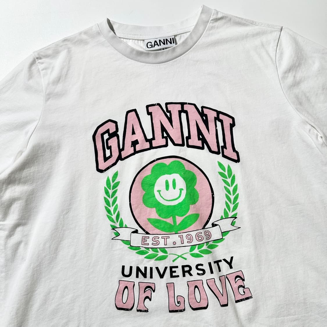 가니 유니버시티 오브 러브 반팔 티셔츠 상품이미지3