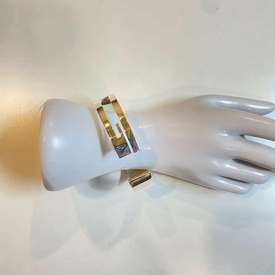 구찌 G로고 컷아웃 925 뱅글 팔찌 상품이미지3