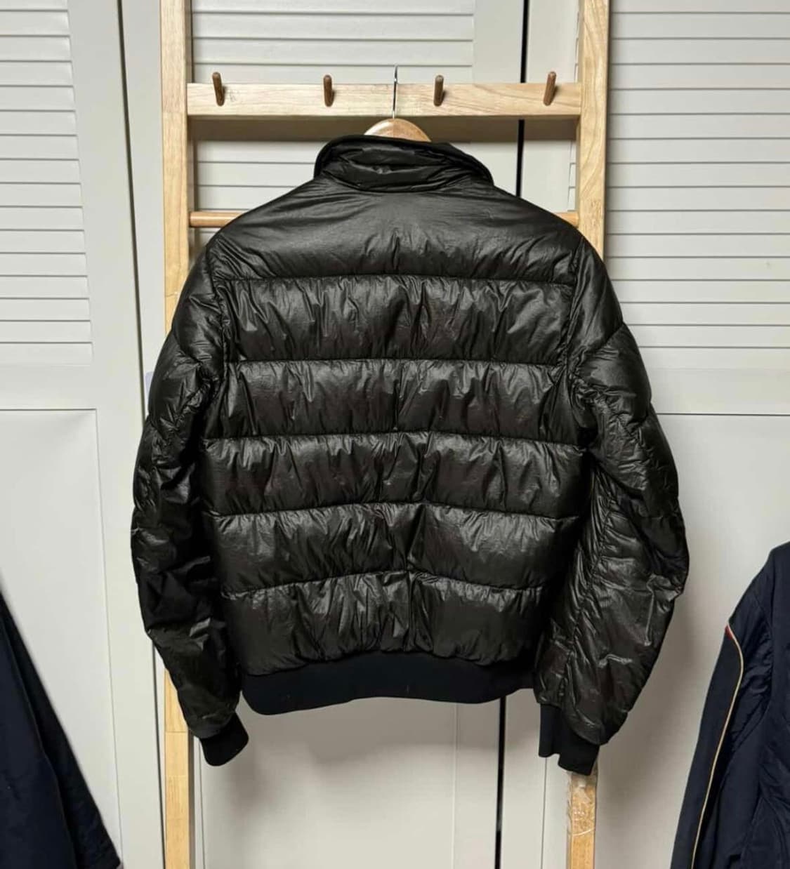 스톤아일랜드 가먼트다잉 딥카키x블랙 나일론 패딩 자켓 상품이미지6