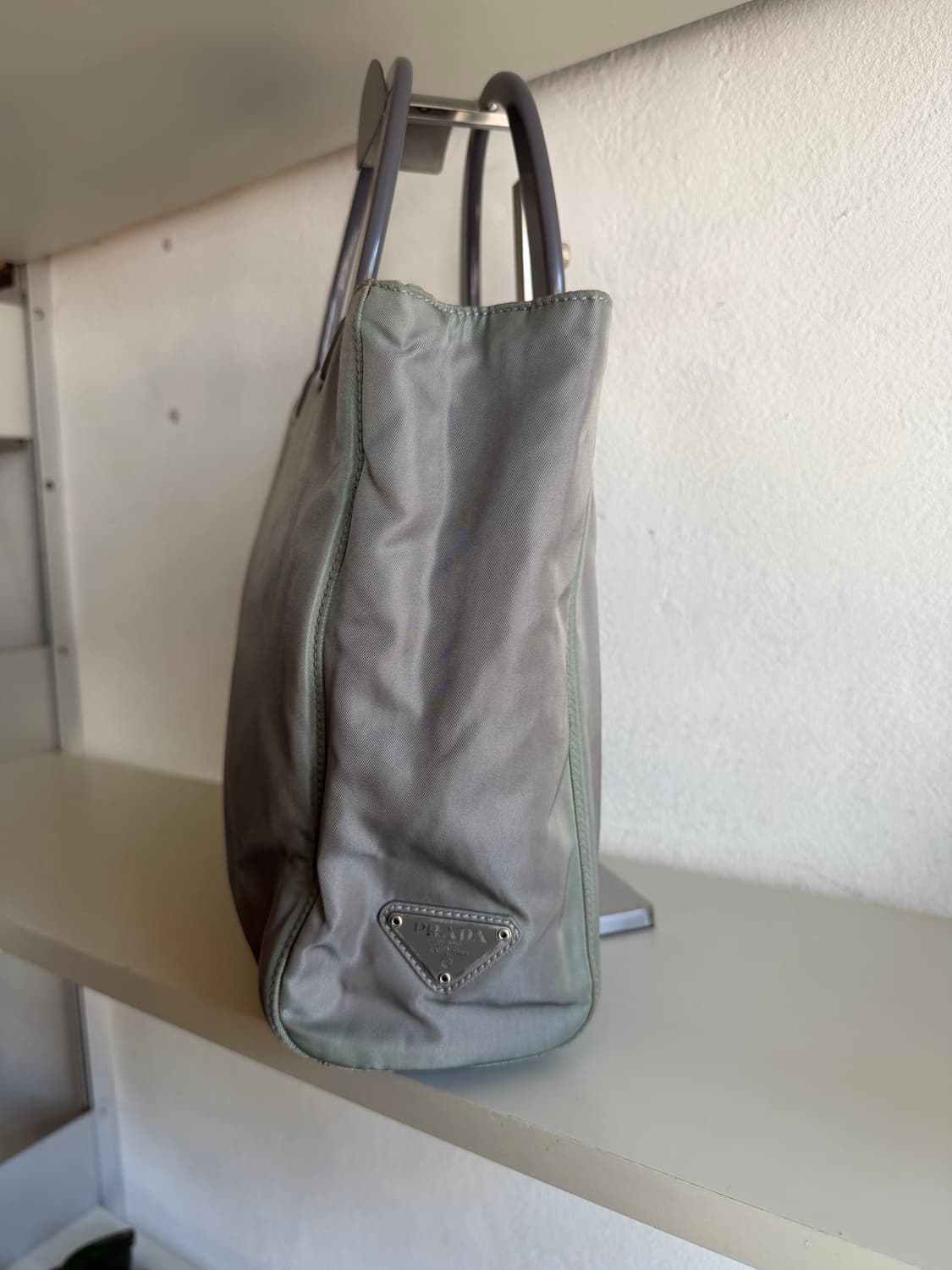 early 00s 프라다 포코노 플라스틱 핸들 백 상품이미지3