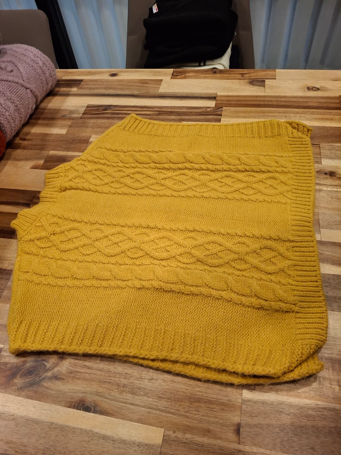 (마지막특가) 케이블 니트 베스트 새상품 상품이미지3