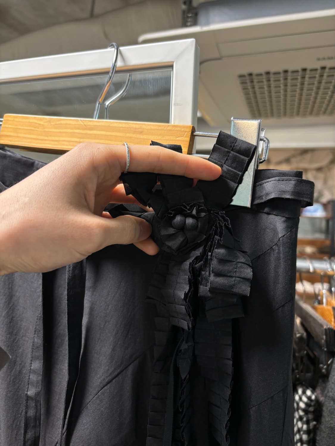 아츠로 타야마 비대칭 프릴 스커트 상품이미지4