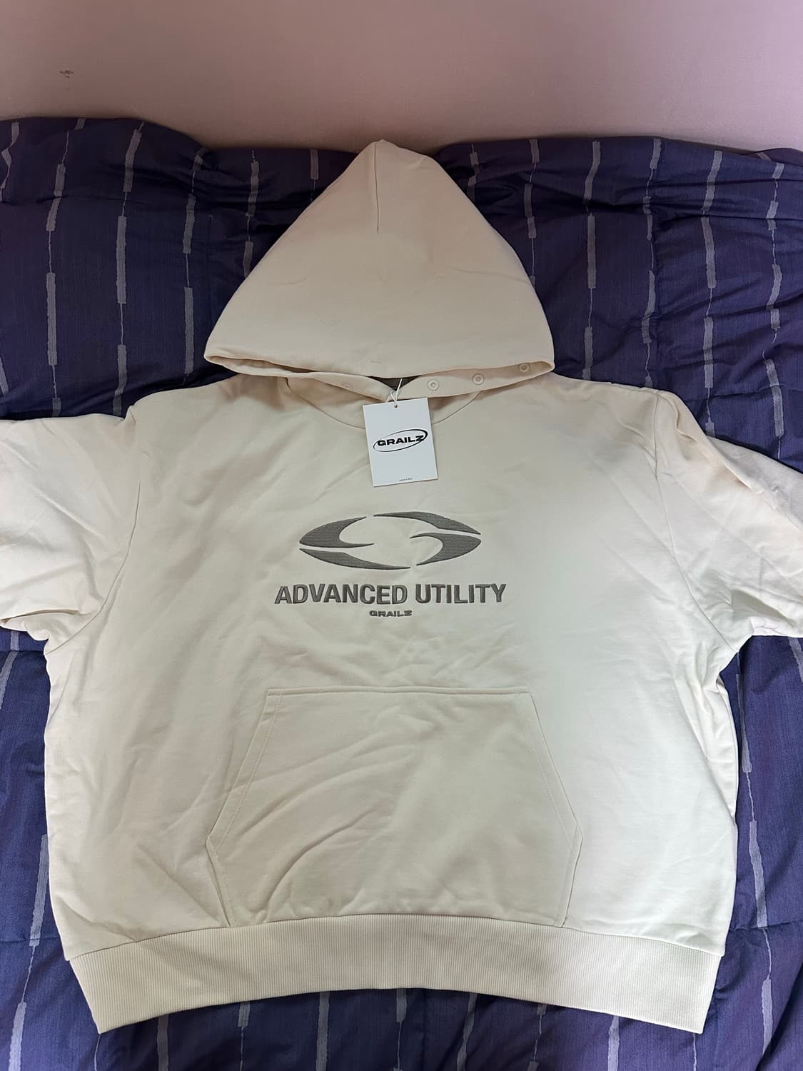 [텍O 새상품] 그레일즈 OVAL LOGO 후드티 (크림,3사이즈) 상품이미지4