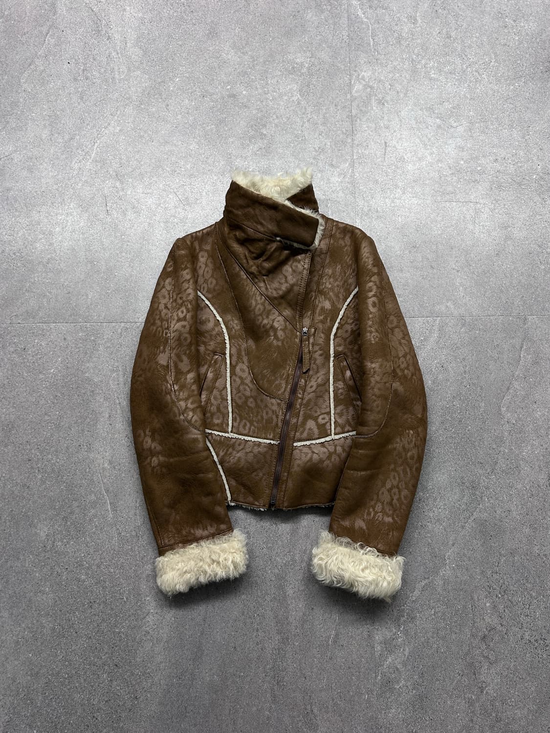 LEWE 레오파드 시어링 자켓 상품이미지3