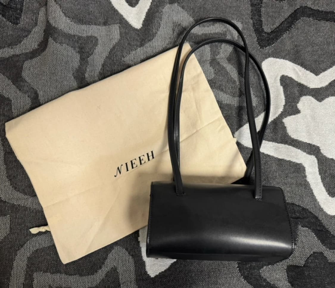 NIEEH 블랙 숄더백 상품이미지1