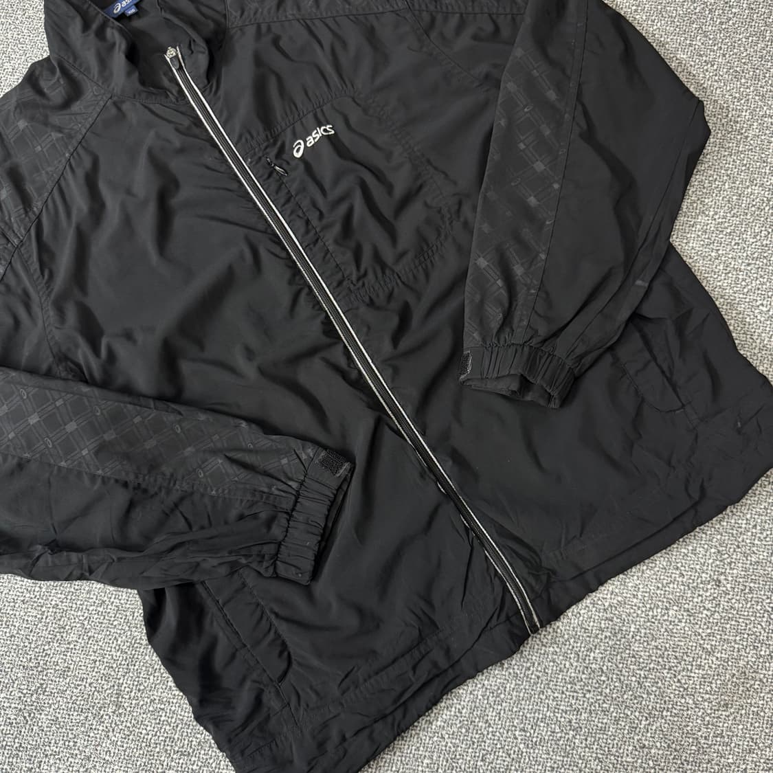 아식스 올드스쿨 바람막이 상품이미지3