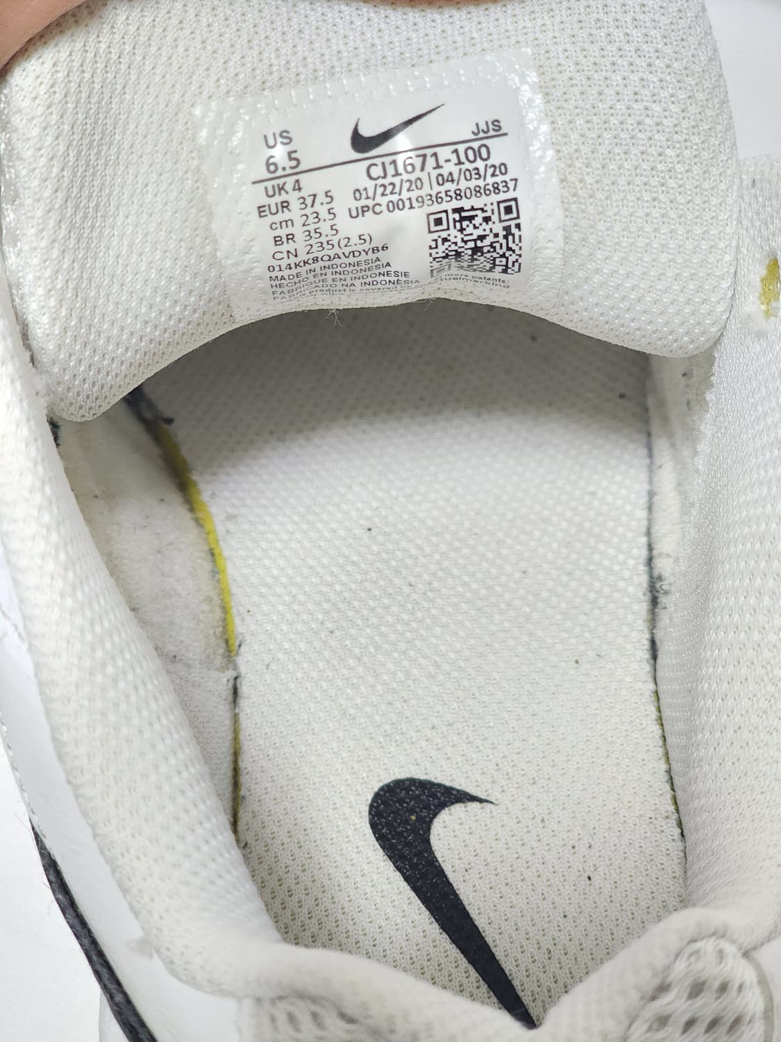 나이키 에어맥스 CJ1671-100 흰색 235mm 상품이미지2