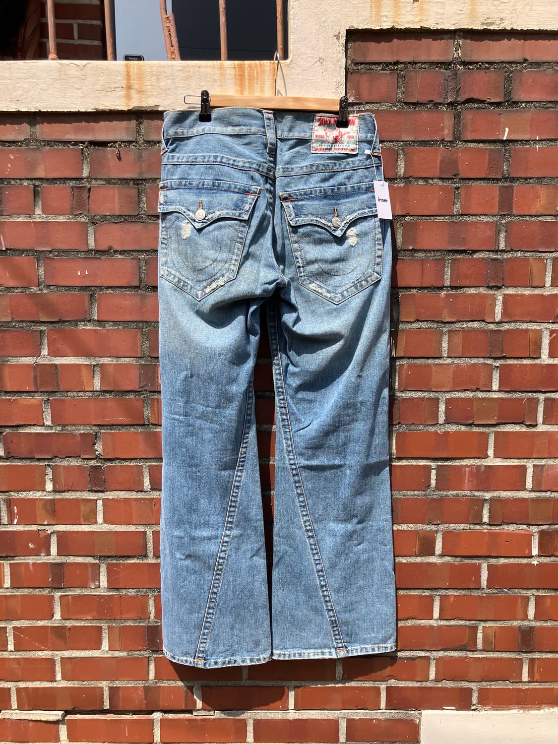 True Religion 디스트로이드 부츠컷 데님 32  상품이미지4