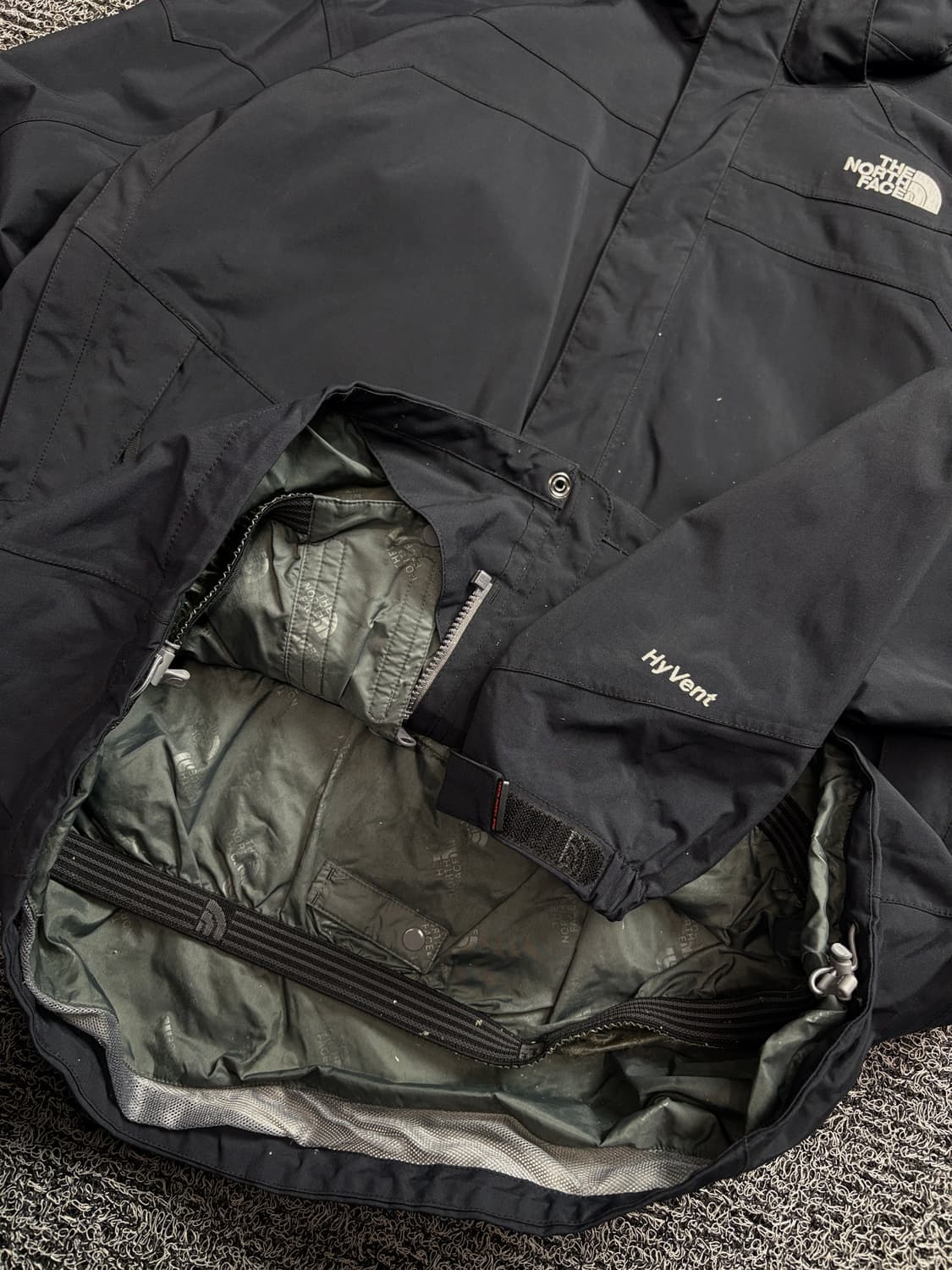 노스페이스 하이벤트 테크웨어 마운틴 자켓 블랙 2146 상품이미지3