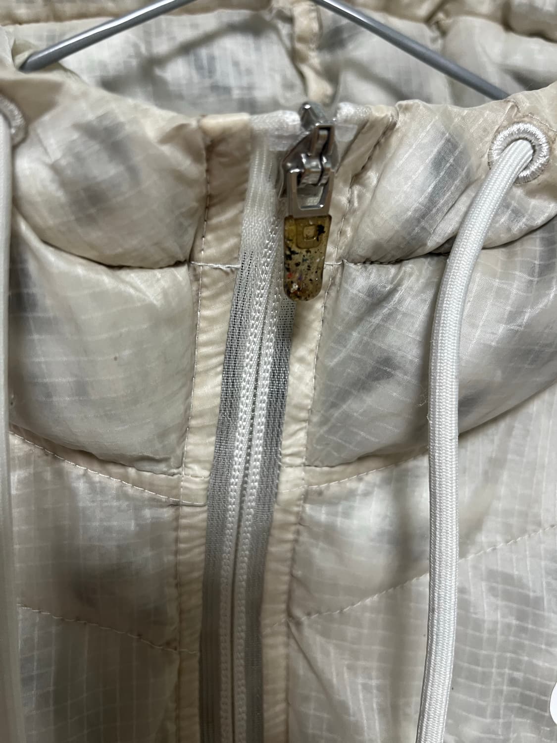 나이키 화이트  에코다운  패딩 점퍼 상품이미지4