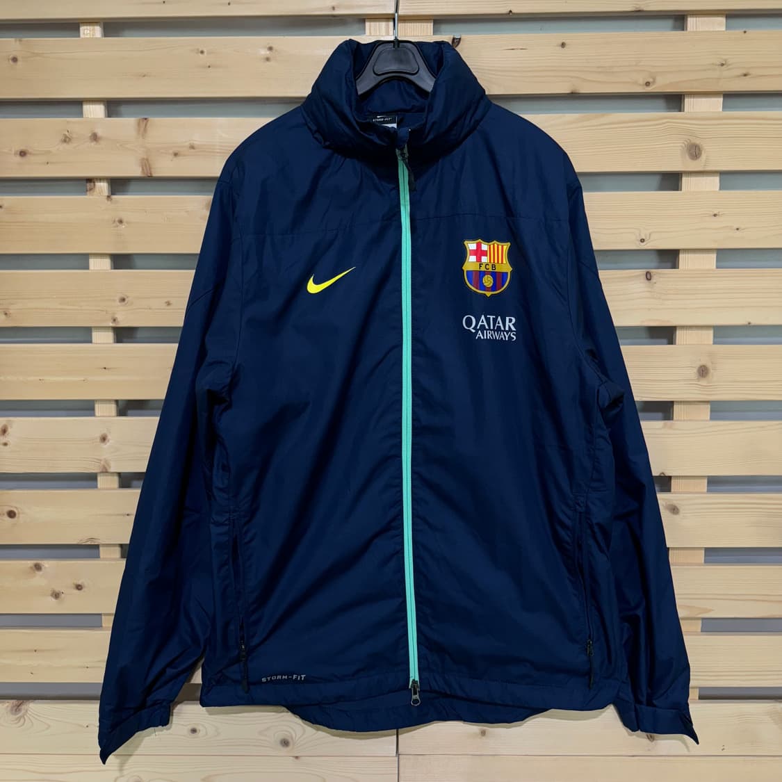 나이키 바르셀로나 바람막이 상품이미지1