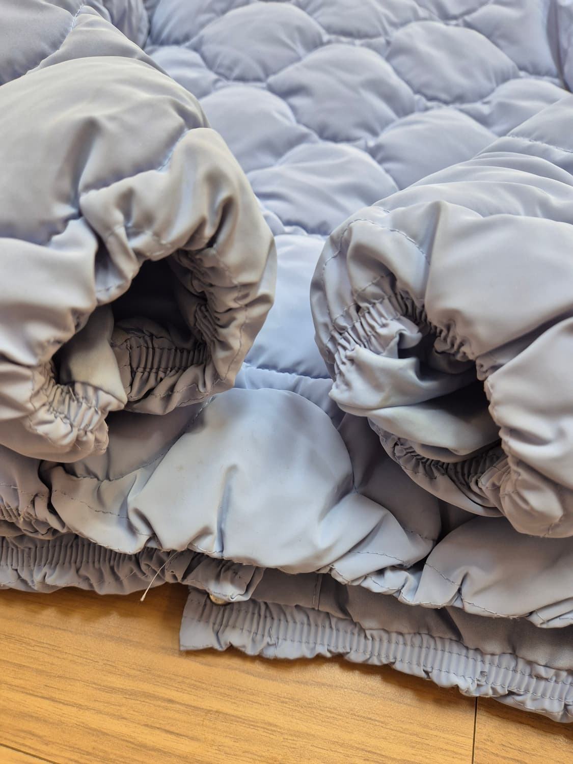 자라 여주니어 퀼팅 패딩 152cm입니다. 은은한 하늘색이라 어느 옷에도 상품이미지3