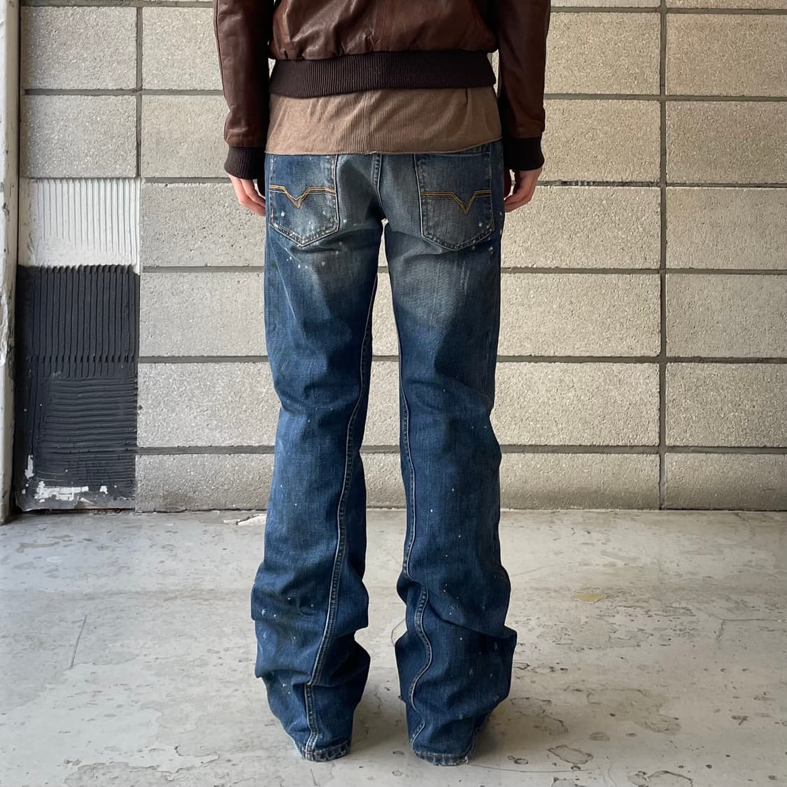 디젤 플레어 데님 팬츠 상품이미지3