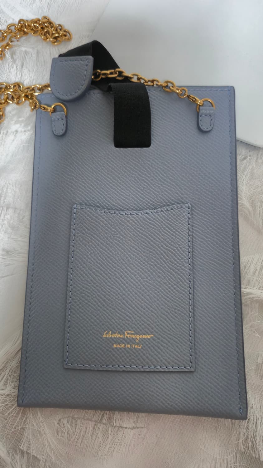 페라가모 간치니 폰 케이스 상품이미지3