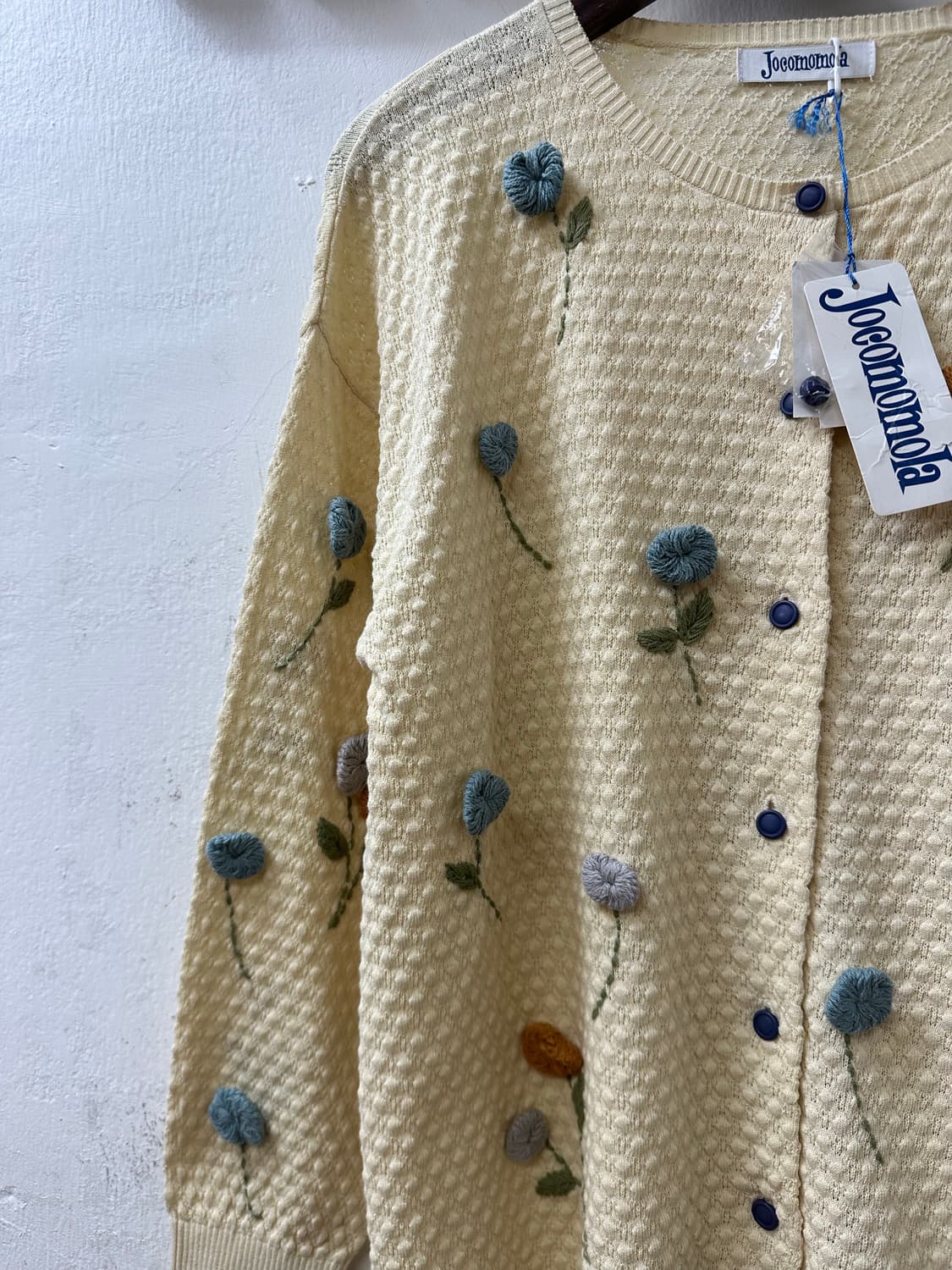 택있는 새상품 빈티지 입체 플라워 자수 크림 니트 가디건  상품이미지4