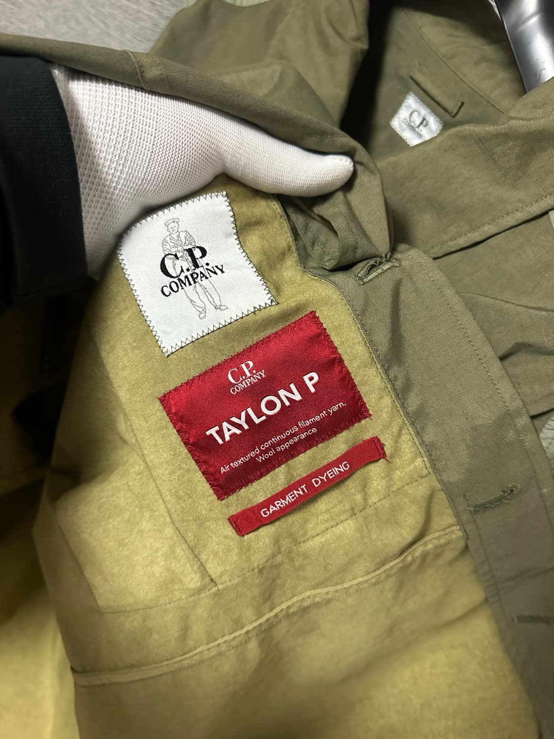 CP컴퍼니 오버셔츠 탄창 가먼츠다잉 올리브 (110) 상품이미지9