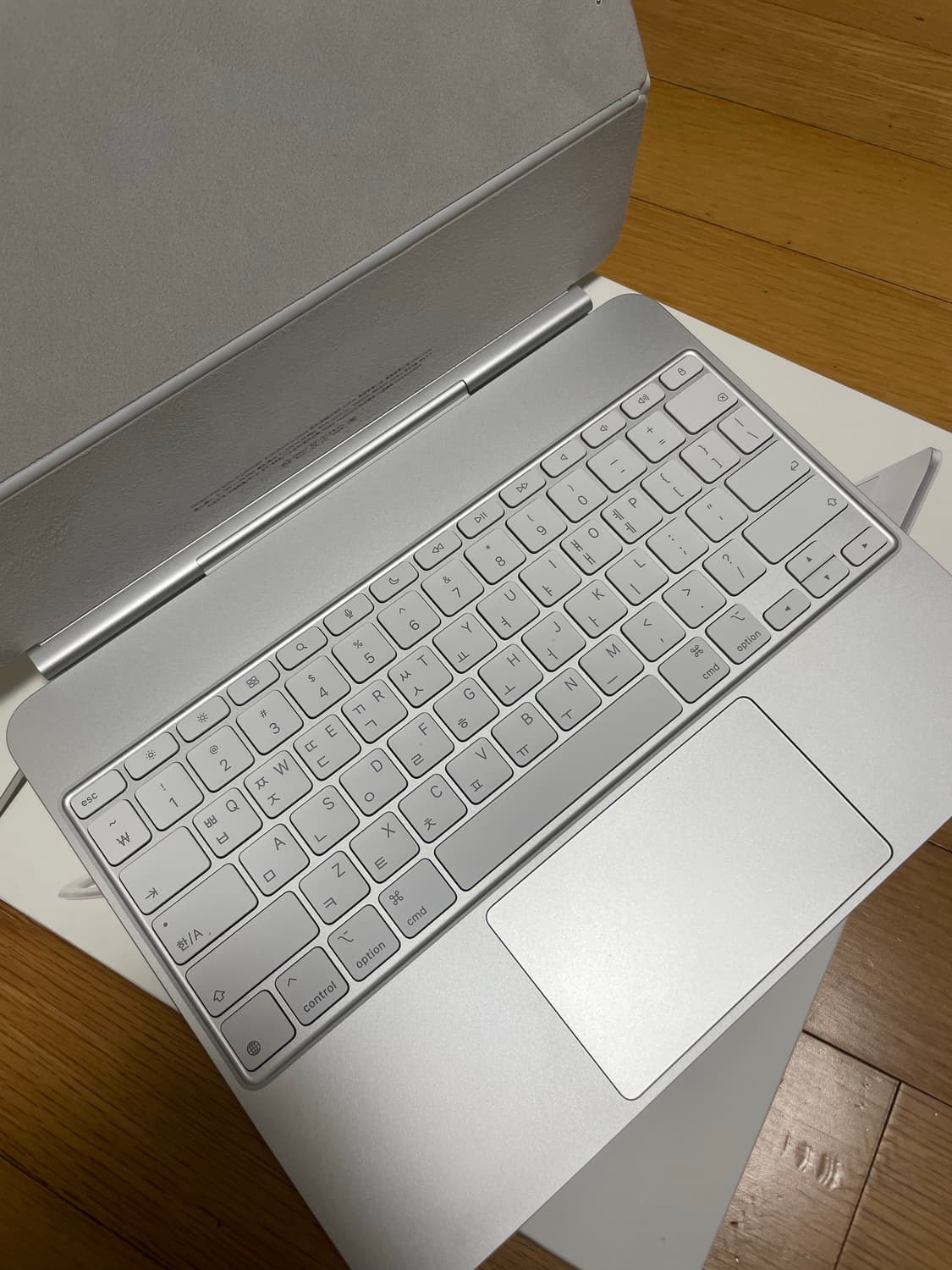 애플 아이패드 프로 13 M4 정품 매직키보드 화이트 상품이미지7