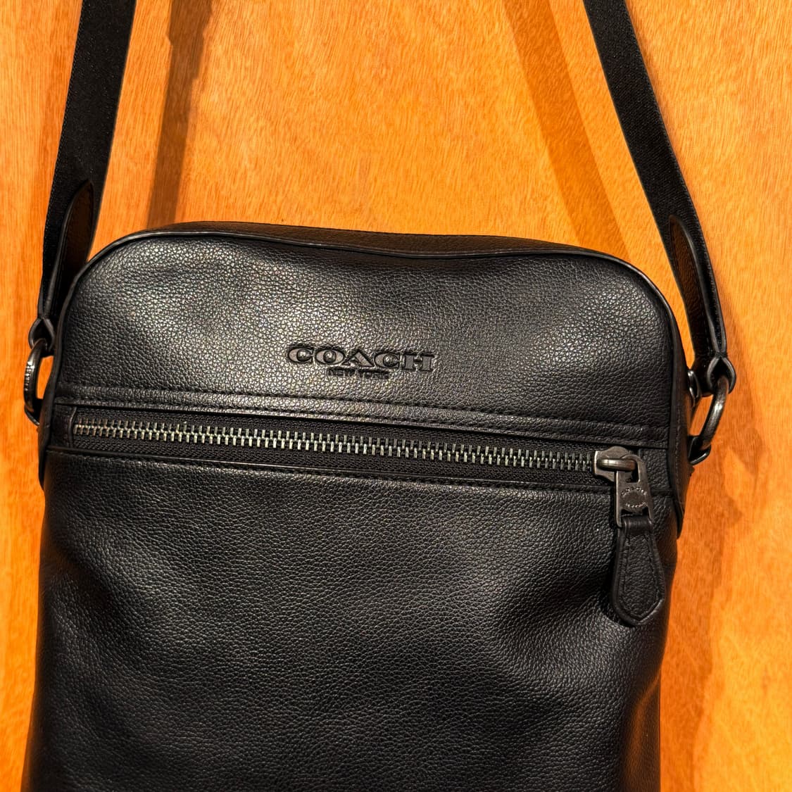 COACH 코치 남성 휴스턴 플라이트 페블 카우레더 크로스백 상품이미지3