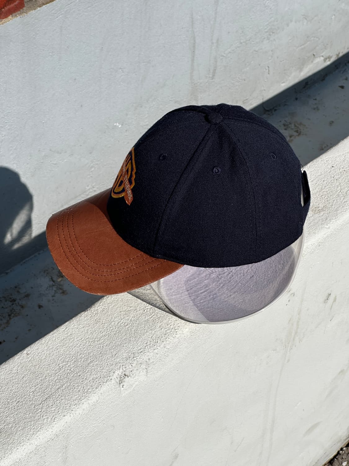 [M-L] 워너브라더스 스튜디오 네이비 가죽 볼캡 모자 상품이미지3