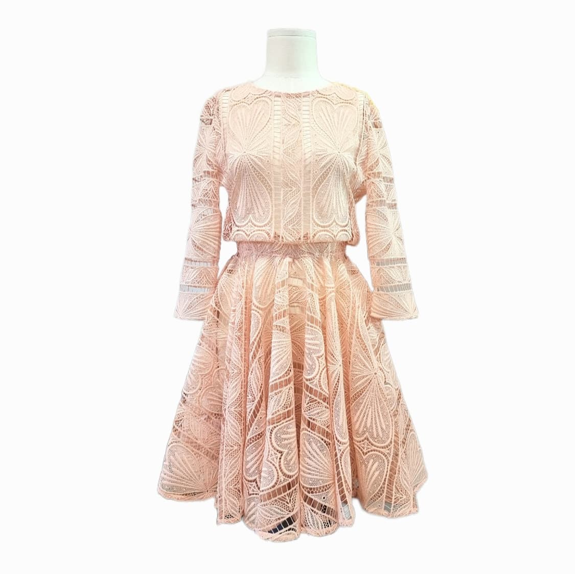 마쥬 maje 펀칭레이스 원피스 (44~55) 상태완벽 /슬립따로입어야함 상품이미지1