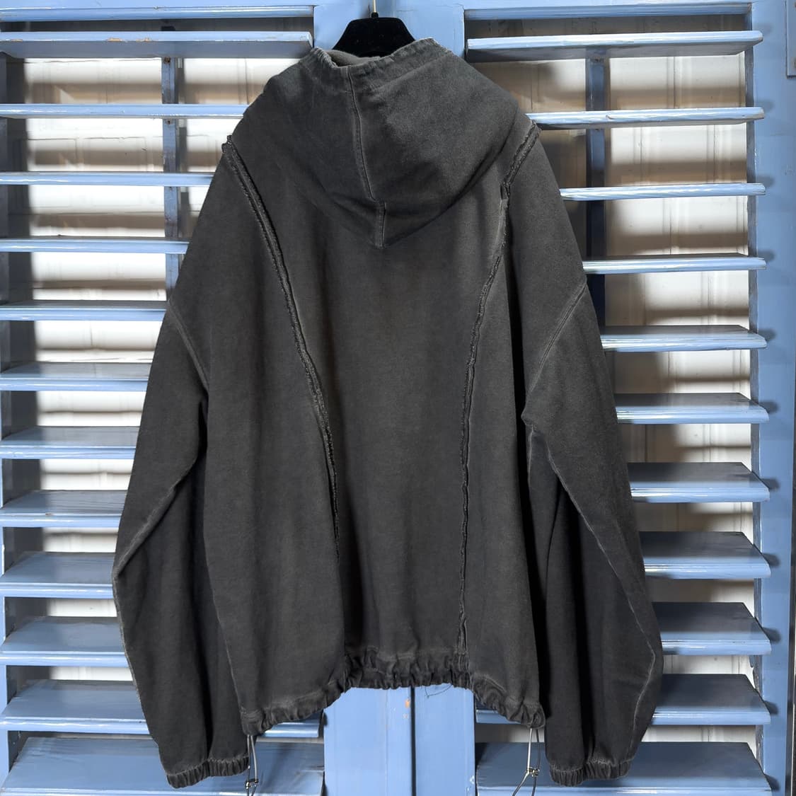 떠그클럽 X 휠라 스티치 워시드 후드스웻 상품이미지4