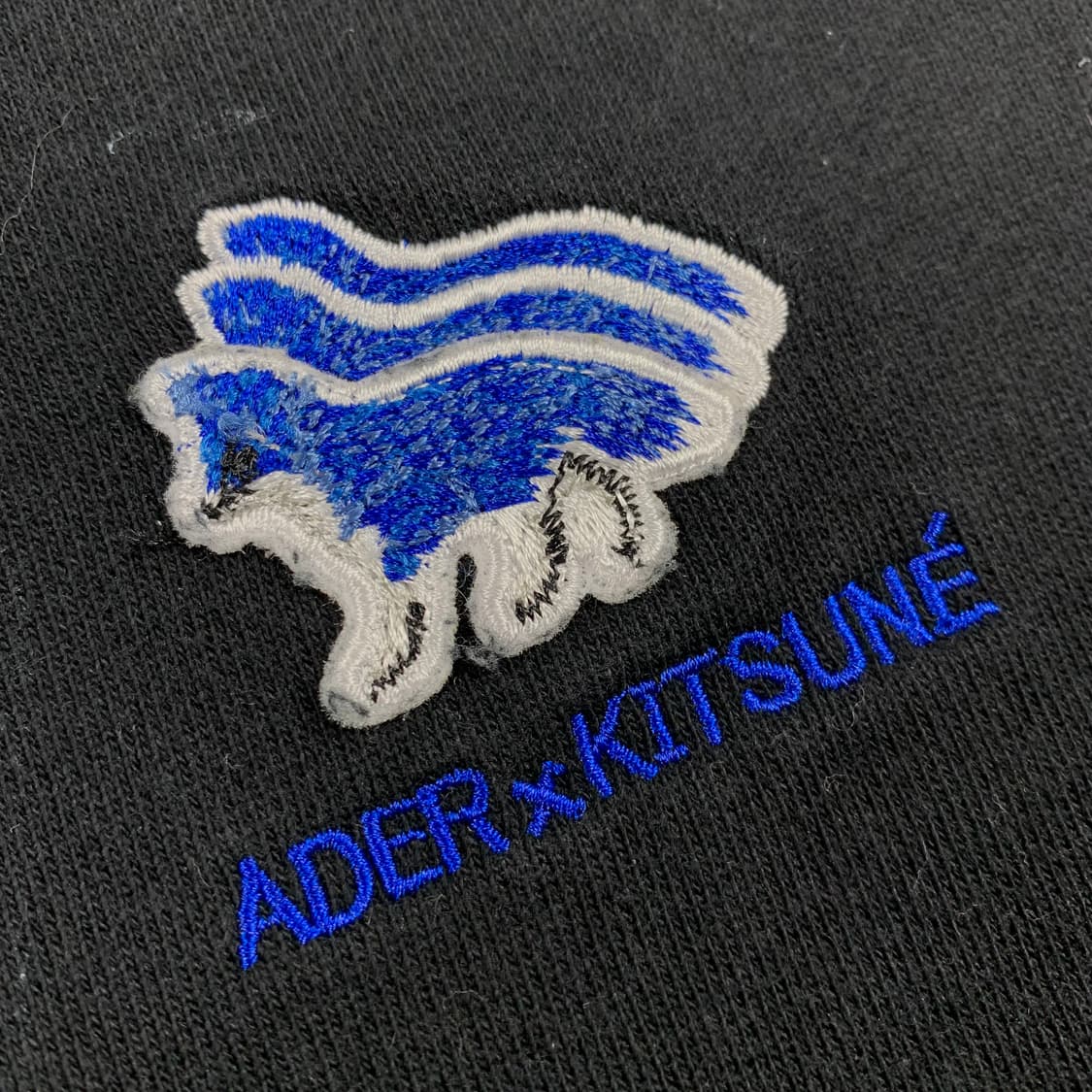 아더에러 x 메종키츠네 레이어 트리플 폭스 스웻셔츠 블랙 상품이미지5