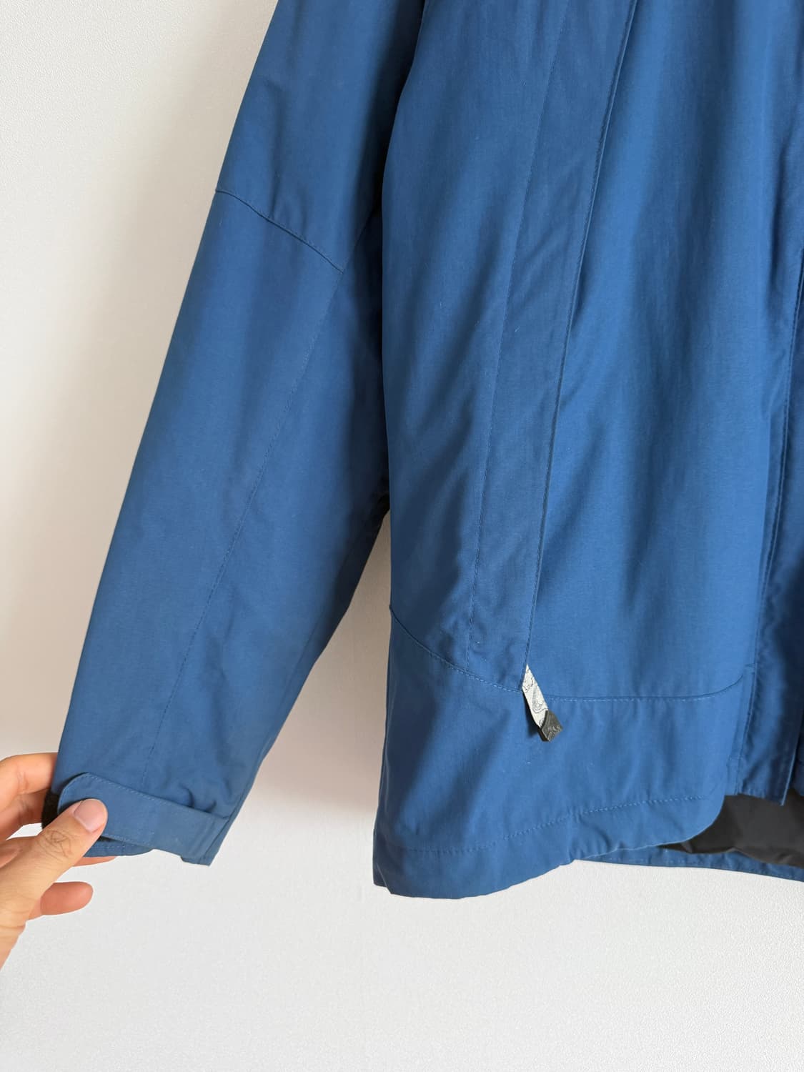 마운틴하드웨어(Mountain Hardwear) 윈드브레이커 바람막이 상품이미지5