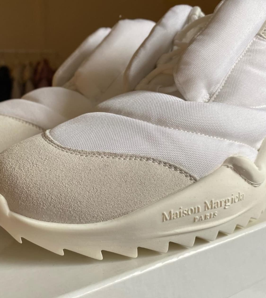 [새제품]42.5 마르지엘라 스니커즈 푸퍼 화이트 신발 운동화 마젤 상품이미지2