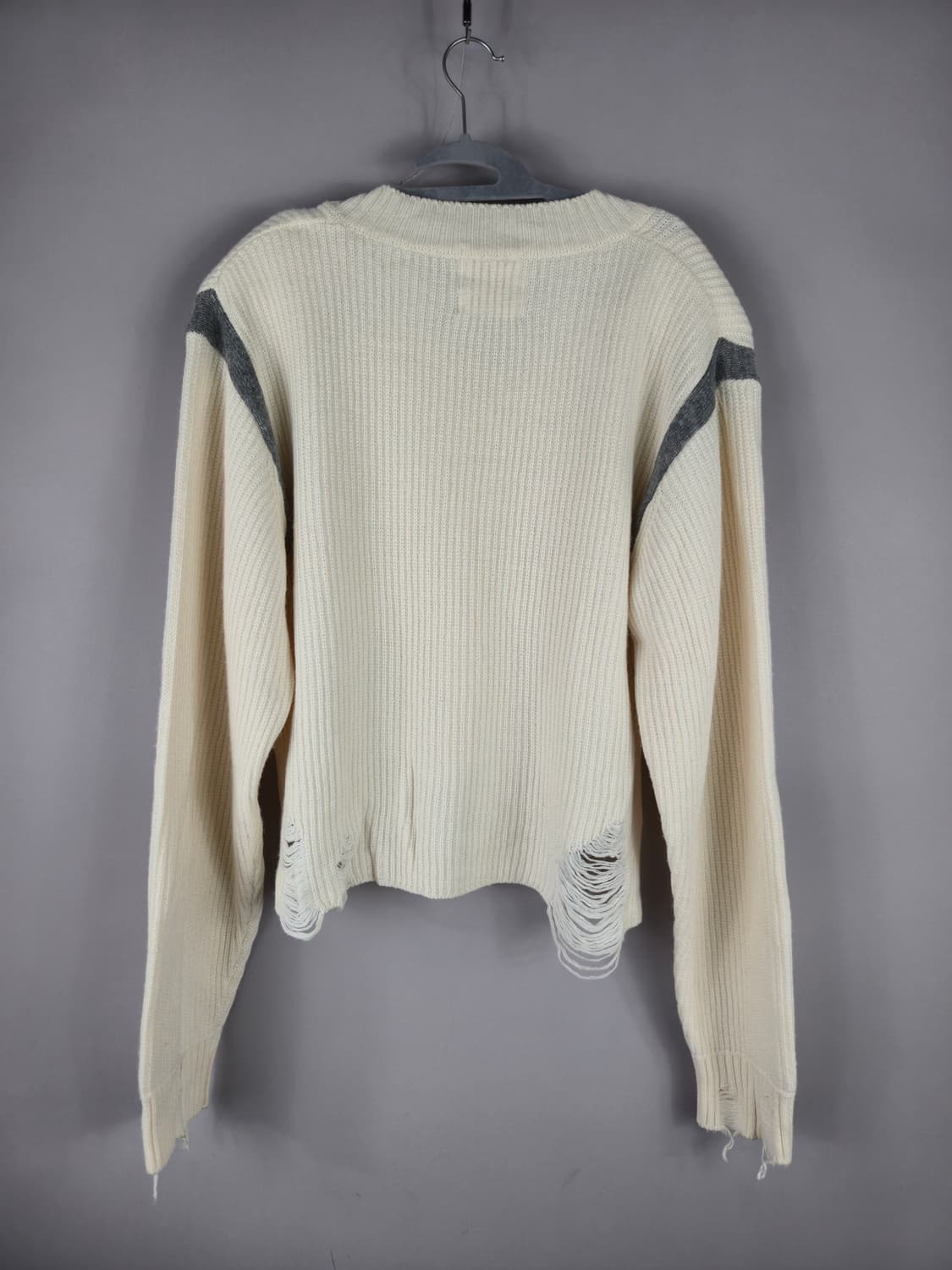 [무료배송]더퍼스트 F 남성 어깨 패드 오버핏 V넥 크롭 니트 상품이미지6