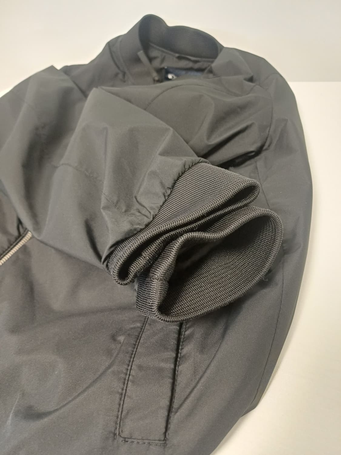 디스커버리 익스페디션 남성 항공점퍼 블랙 (100) 상품이미지7