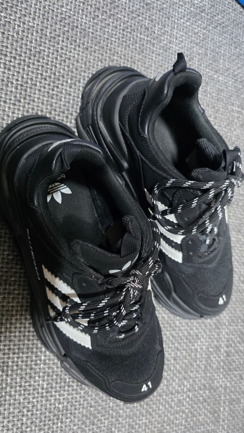 아디다스 발렌시아가 트리플S 블랙 41사이즈 상품이미지2