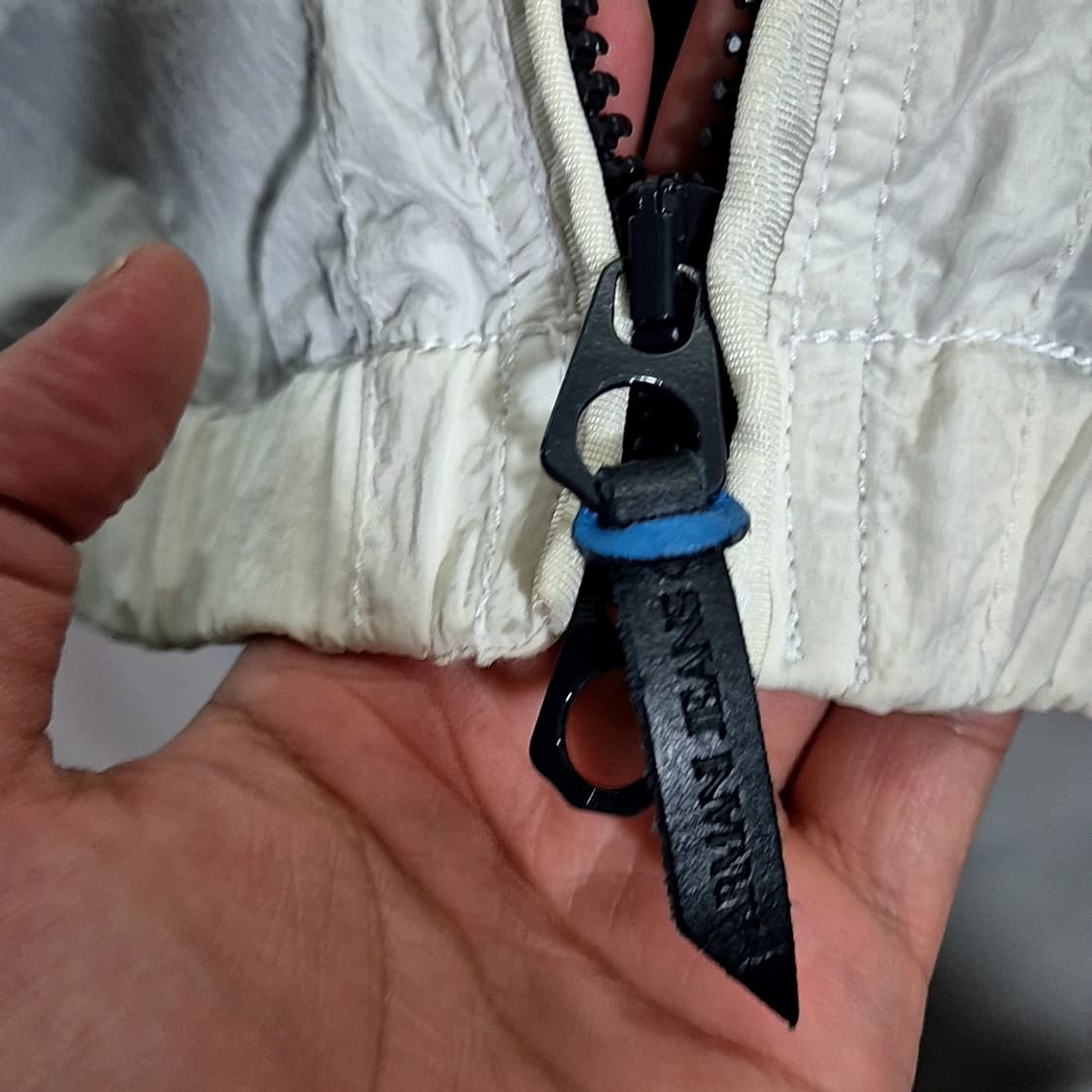 아르마니 진스 나일론 자켓 상품이미지5