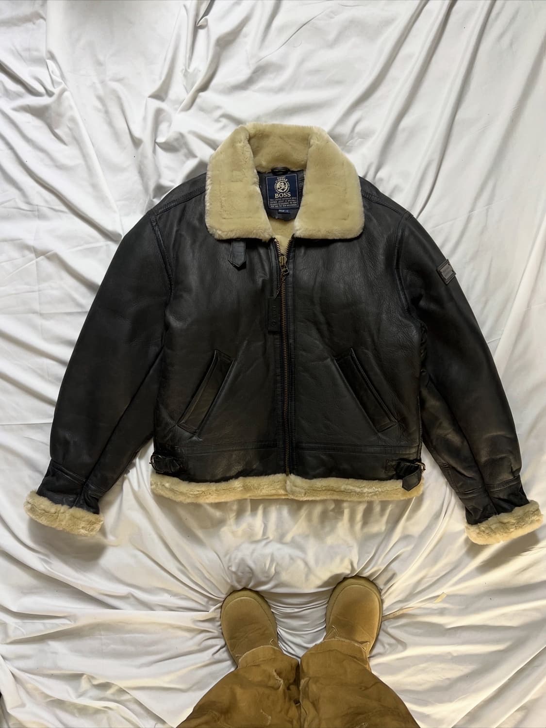 산토리보스 B-3 무스탕 가죽 자켓 상품이미지3